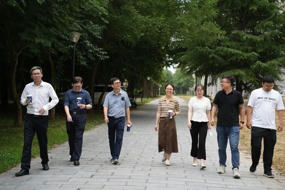 项目直接经费210万元