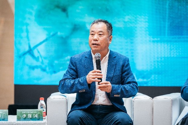 比较基因组学等多学科手段